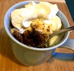 mug cake caramel